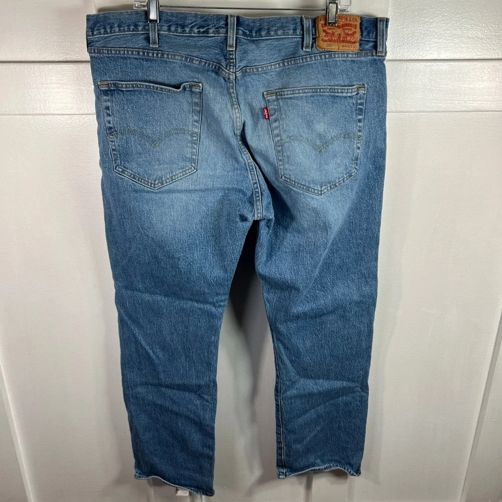 Levis 501 Original Fit Mens Jeans 40x30 Medium Wash Blue Straight Leg Denim